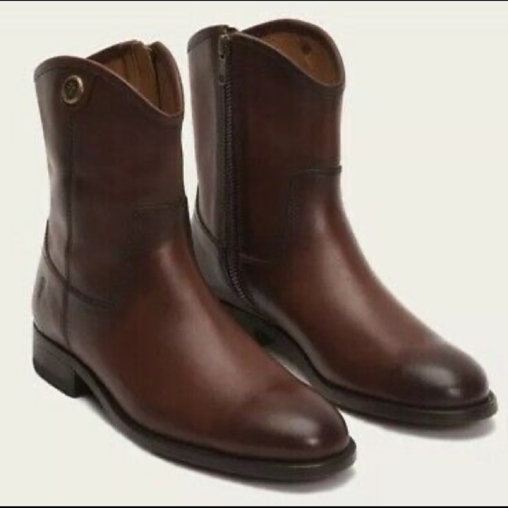 Women's FRYE BOOTS Melissa Button Short REDWOOD COLOR (NEW / never worn)
